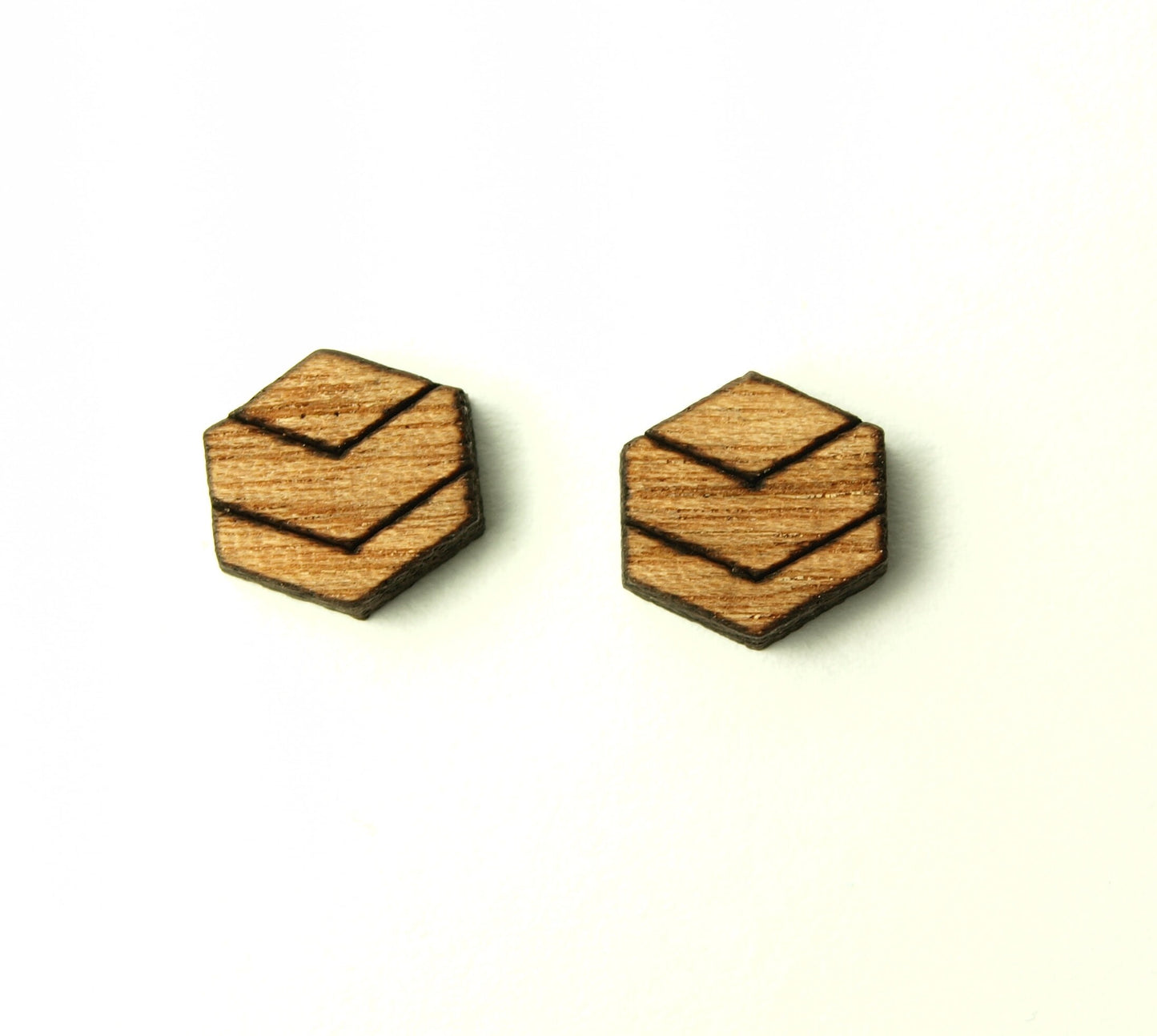 Ohrstecker nach Wahl Sechseck mit Muster Chevron Dreieck geometrisch Hexagon Holz Ohrringe