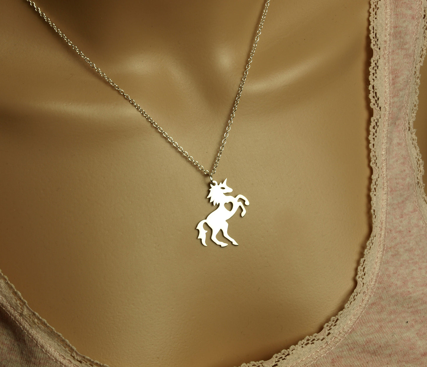 Kette Einhorn mit Herz Anhänger Edelstahl Pferd Farbe nach Wahl silbern golden