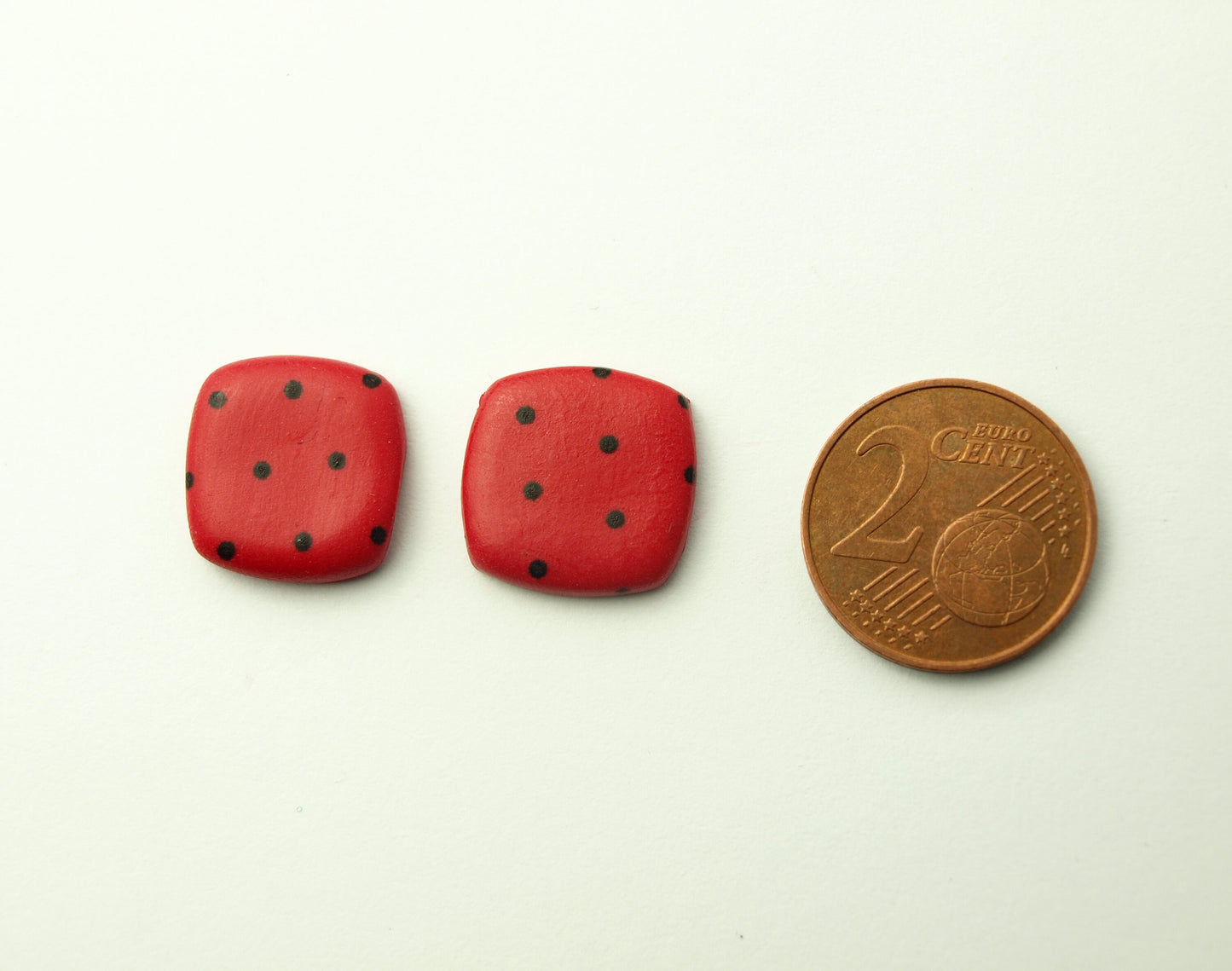 Ohrstecker Retro Muster Punkte Polka Dots rot schwarz Clay Ohrringe Stecker nach Wahl