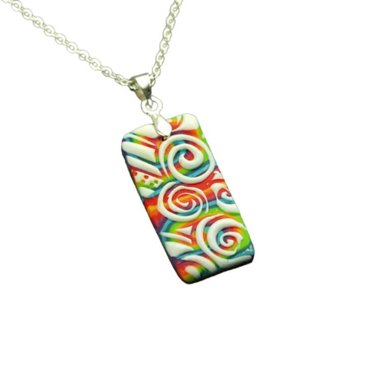 Surferkette Leder Anhänger bunt weiß Muster Mandala Polymer Clay Kette Lederkette nach Wahl