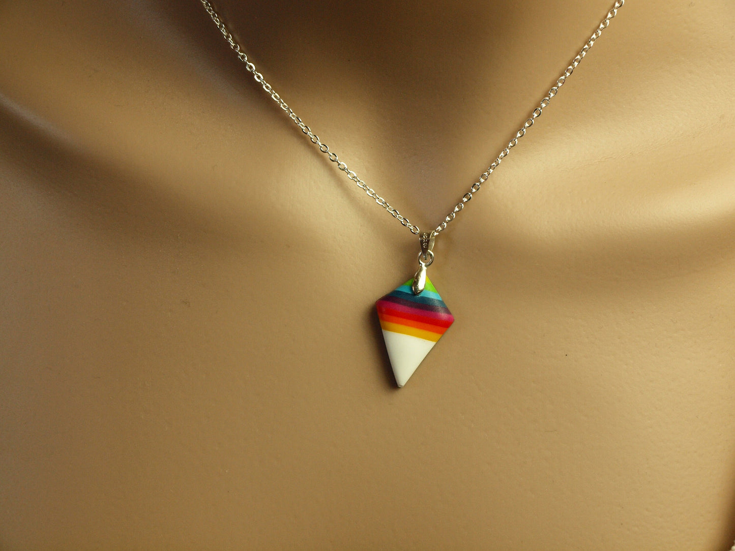 Kette Rechteck Polymer Clay farbig weiß bunt Regenbogen Leder retro Streifen Muster nach Wahl