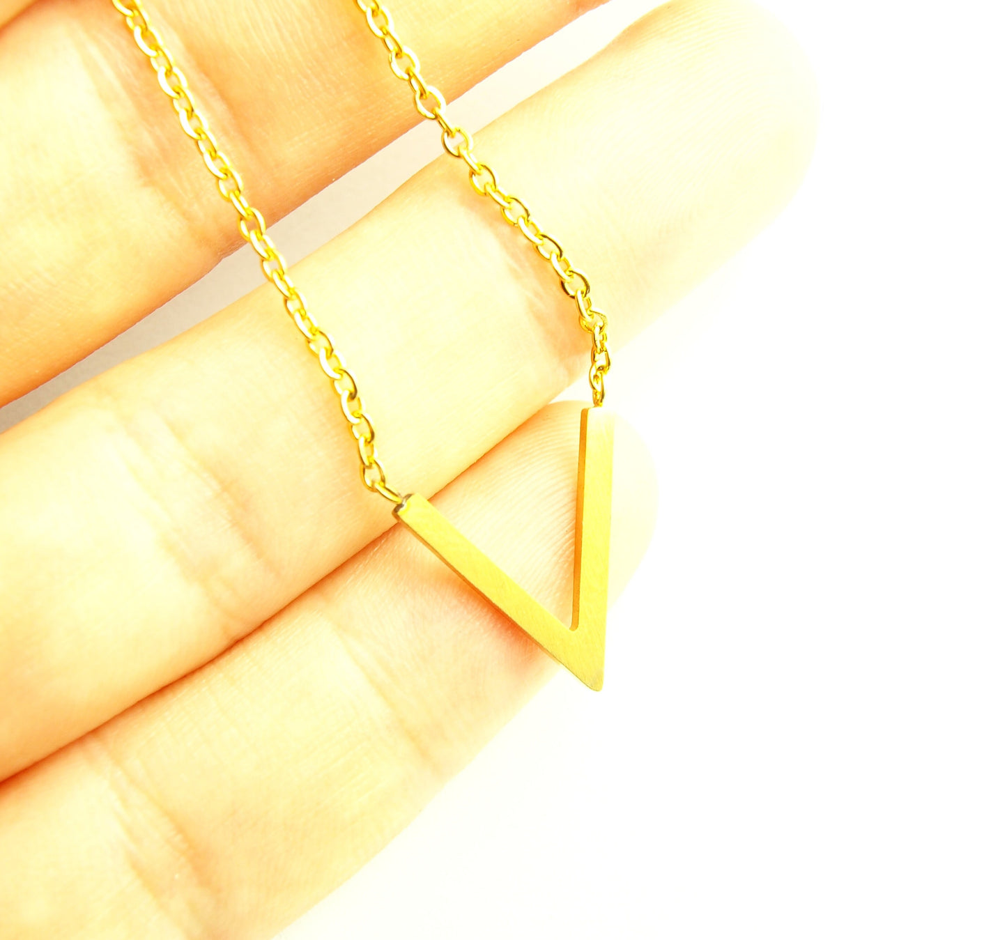 Kette Edelstahl V Dreieck Muster Anhänger golden geometrisch