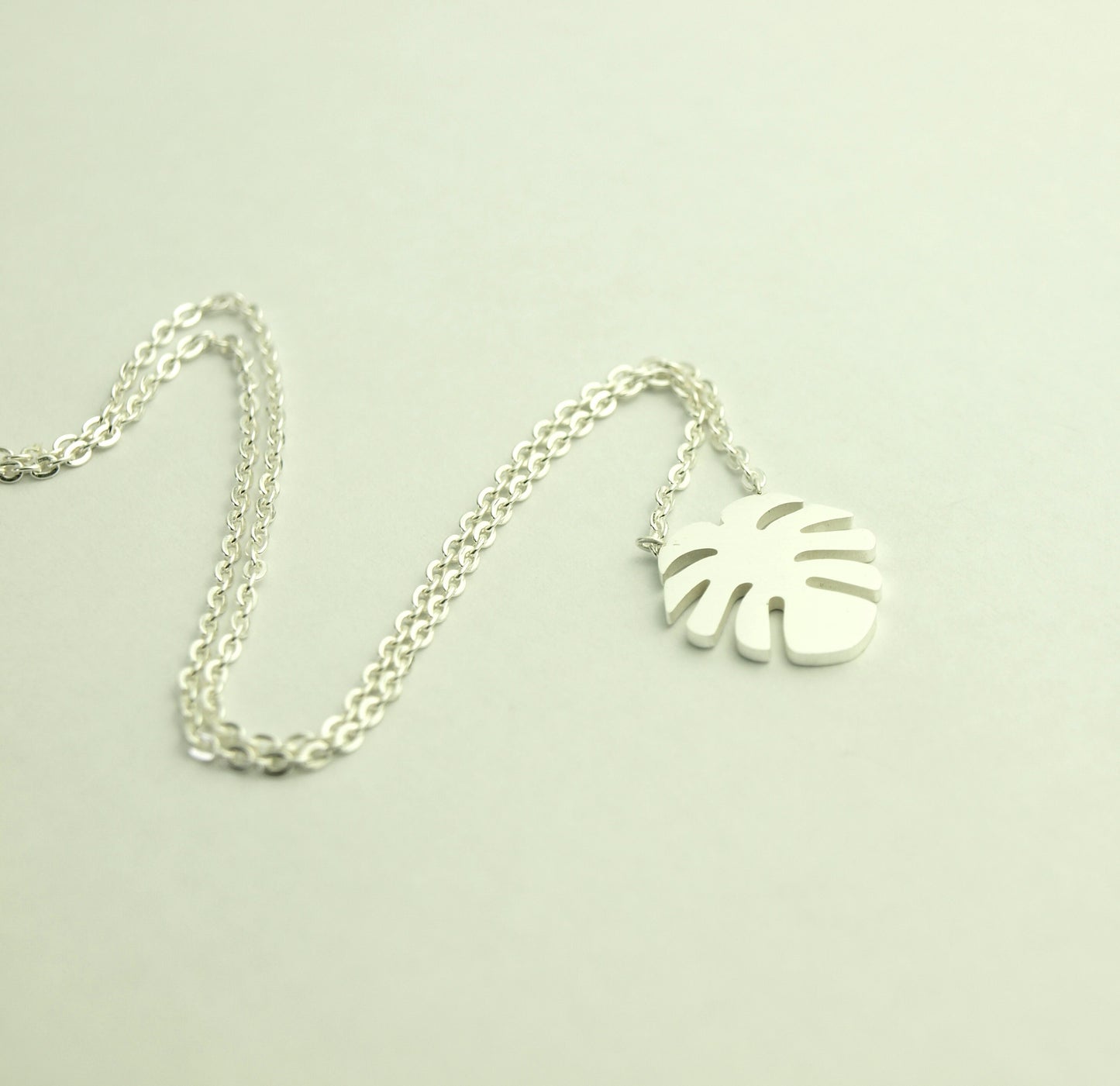 Kette Edelstahl Monstera Palme Blatt Anhänger silbern
