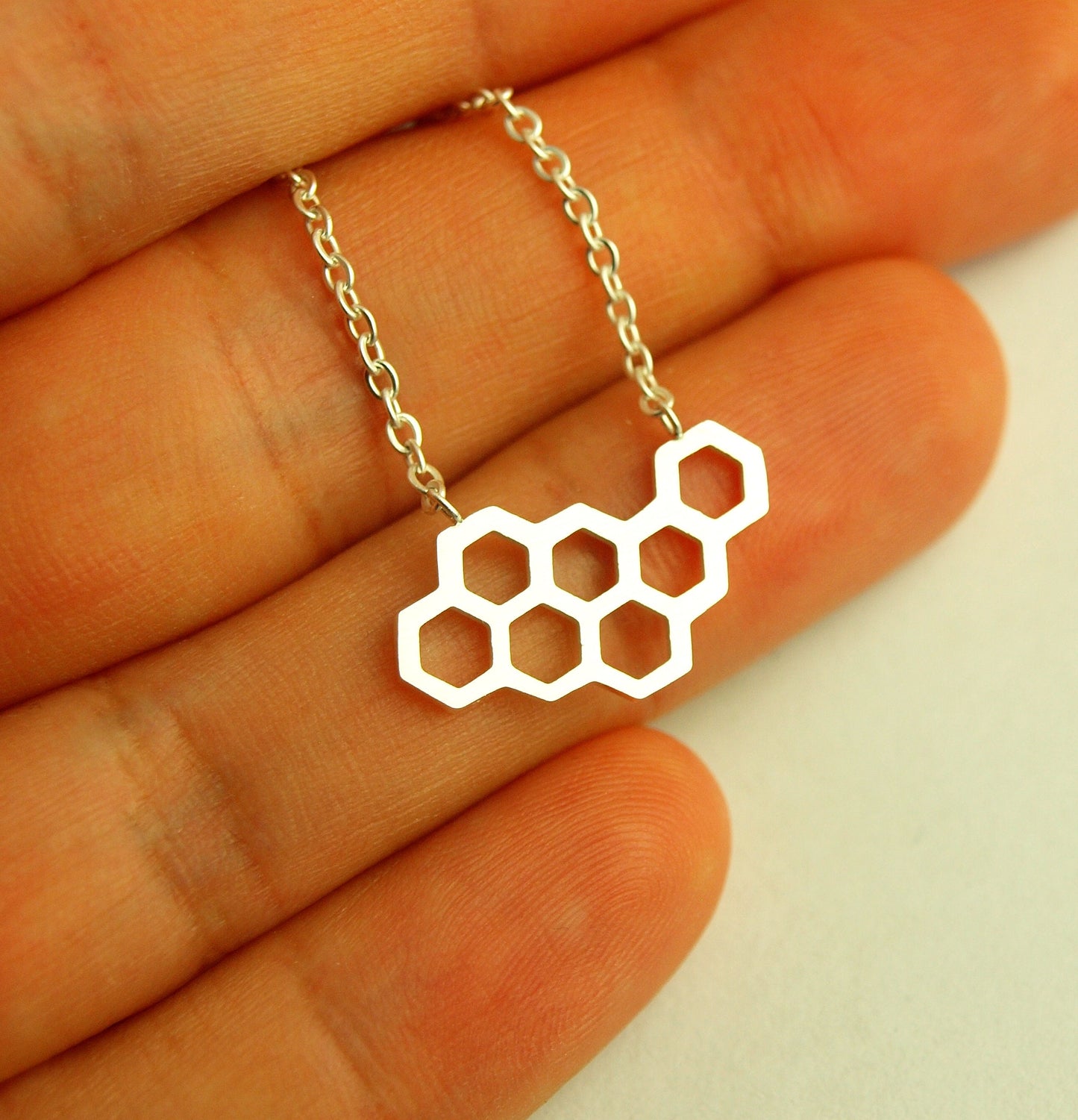 Kette Bienenwabe Hexagon Wabe Edelstahl Anhänger silbern