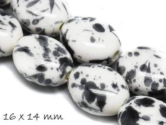 10 Stück Porzellan Perlen, oval, 16 x 14 mm,  weiß schwarz