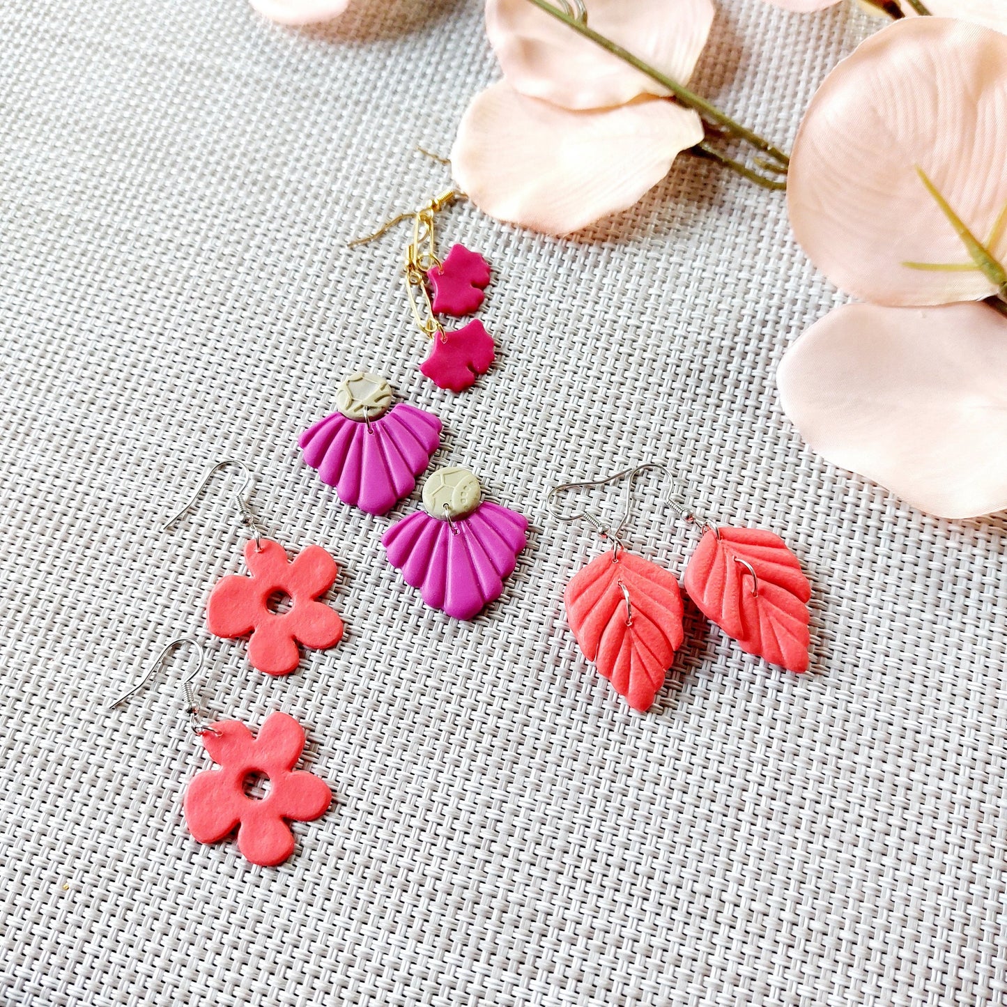 Statement Ohrringe Polymer Clay rot pink Blätter Blüten Creolen nach Wahl