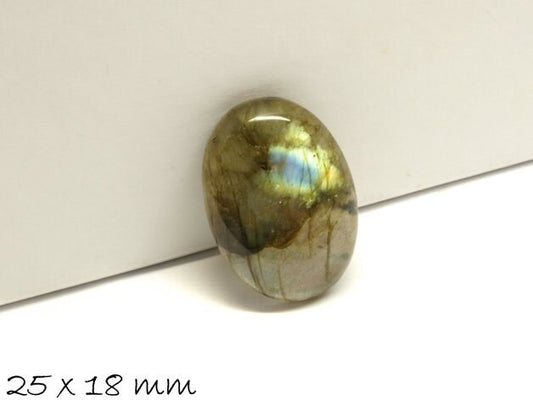 1 Stück ovaler Edelstein Cabochon, Labradorit, 25 x 18 mm